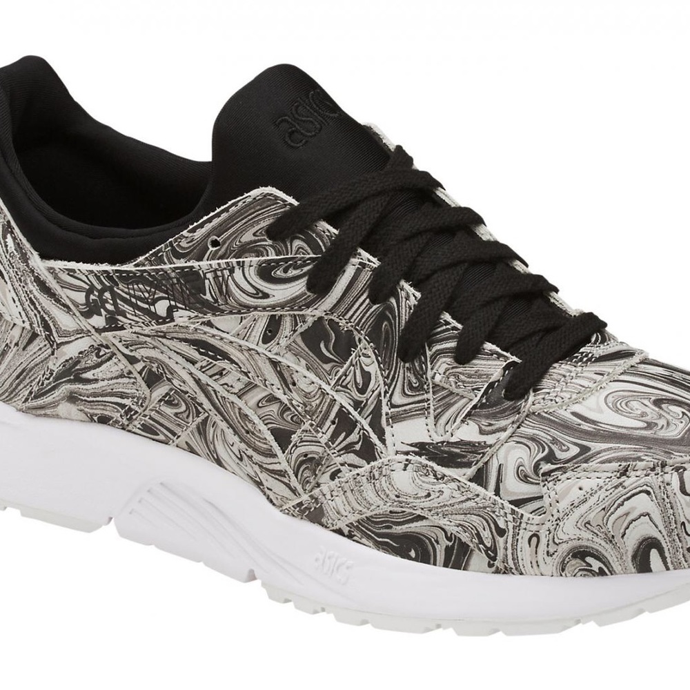 *SOLD* Asics Tiger GEL Lyte